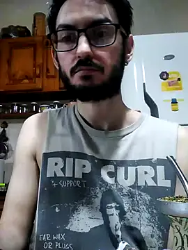 Snapshot of Fefede97_ chatting on 11-09-25, 04:22 Fefede97 online show from 11-09-25, 04:22