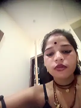 Snapshot of Mahek_love143 chatting on 06-04-26, 11:11 Mahek love143 online show from 06-04-26, 11:11