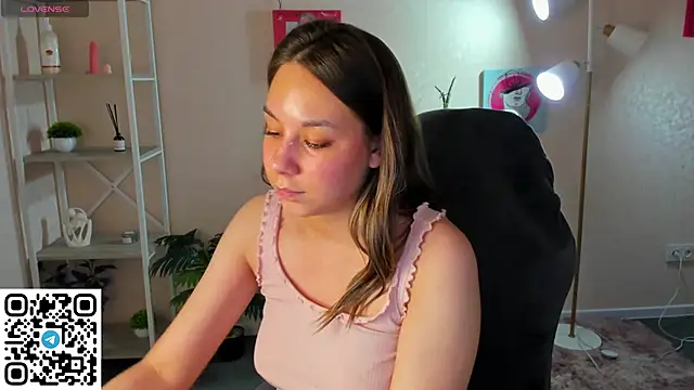 Al1ice Moures online show from 02-03-26, 06:40