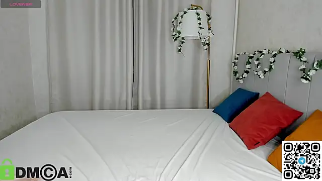 Al1ice Moures online show from 02-17-26, 01:35