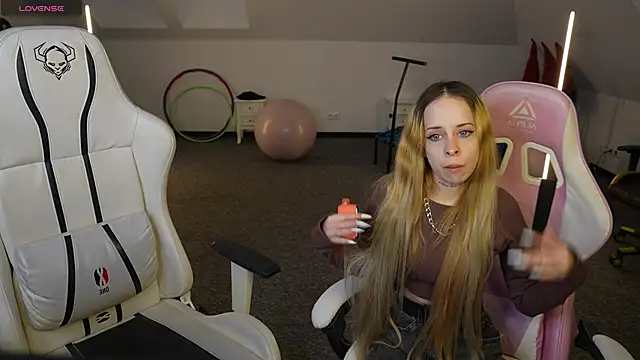 Luchi Sun online show from 11-11-25, 11:32