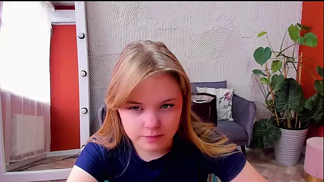 Snapshot of Melissa_199 chatting on 10-21-25, 07:20 Melissa 199 online show from 10-21-25, 07:20