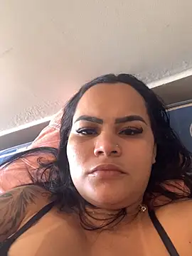 Snapshot of Carlamolly9247 chatting on 09-23-25, 02:42 Carlamolly9247 online show from 09-23-25, 02:42