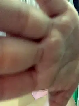 Snapshot of Carlamolly9247 chatting on 10-02-25, 10:06 Carlamolly9247 online show from 10-02-25, 10:06