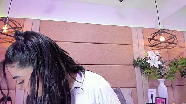 AriaBelles online show from 10-27-25, 07:29