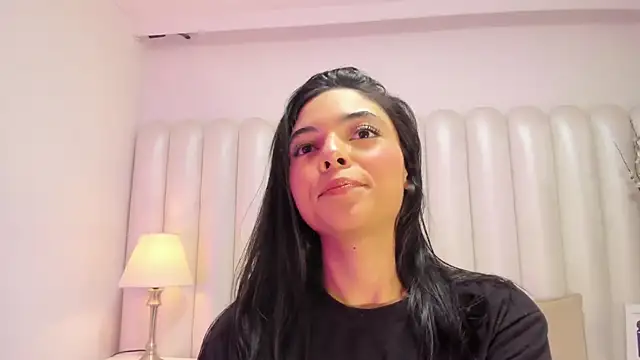 AriaBelles online show from 11-12-25, 12:05