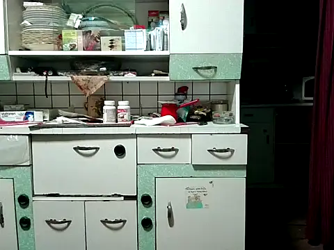 Snapshot of rockos1976 chatting on 10-31-25, 08:21 rockos1976 online show from 10-31-25, 08:21