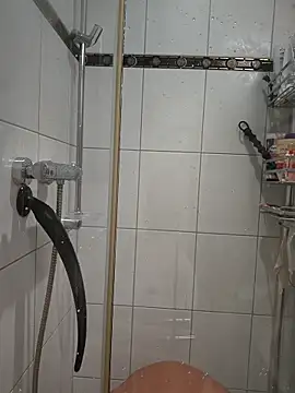 TommyTom76 online show from 10-31-25, 07:04