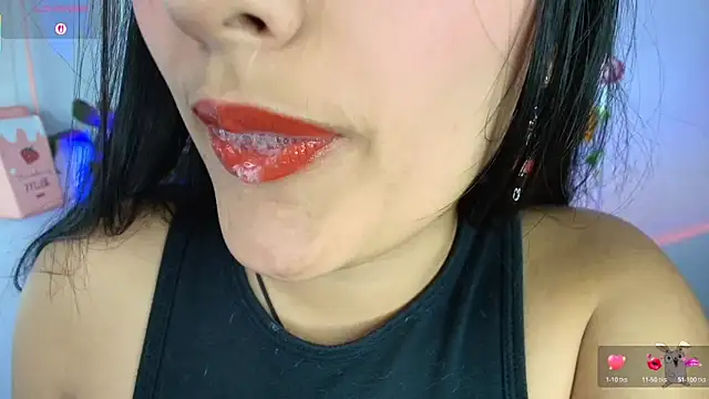 Hinata 21  online show from 11-13-25, 08:52