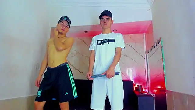 Snapshot of ALEX_MILLER25 chatting on 11-03-25, 04:36 ALEX MILLER25 online show from 11-03-25, 04:36