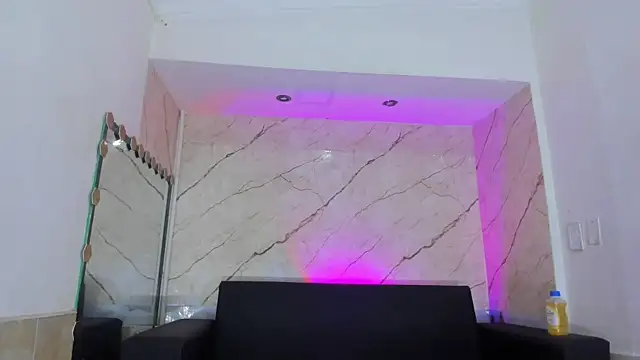 Snapshot of ALEX_MILLER25 chatting on 12-15-25, 11:09 ALEX MILLER25 online show from 12-15-25, 11:09