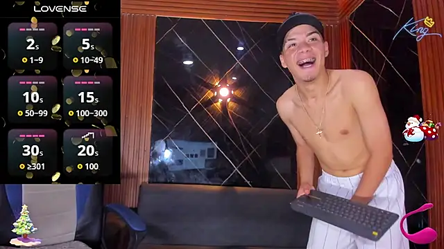 Snapshot of ALEX_MILLER25 chatting on 12-16-25, 08:47 ALEX MILLER25 online show from 12-16-25, 08:47