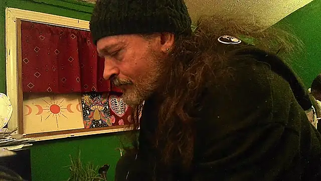HippieDad333 online show from 04-21-26, 01:53