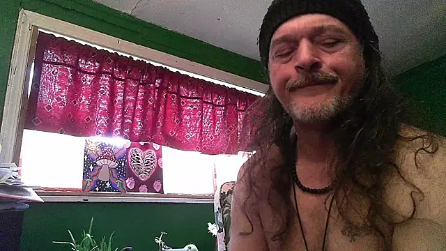 HippieDad333 online show from 05-01-26, 10:36