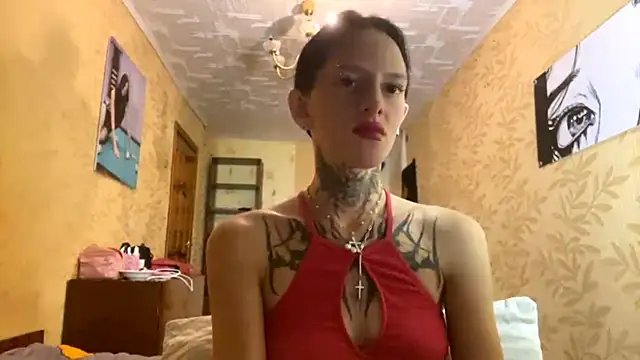 Snapshot of NamBraun chatting on 10-09-25, 05:11 NamBraun online show from 10-09-25, 05:11