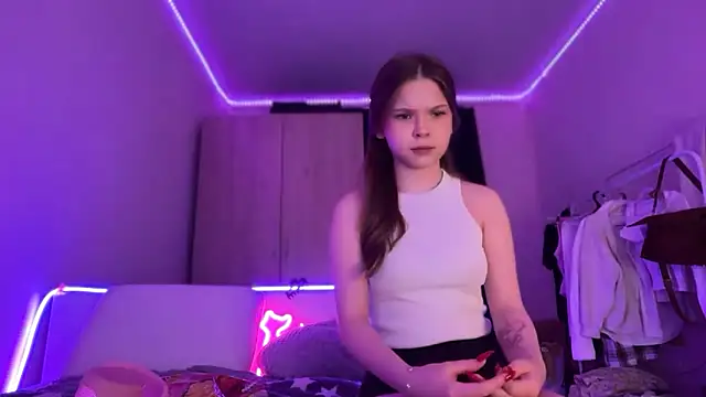 CandysRose online show from 10-27-25, 06:12