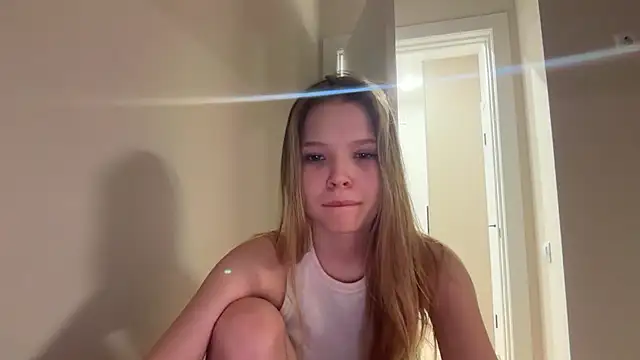 CandysRose online show from 04-27-26, 08:51