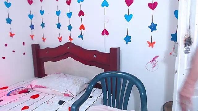 lorenacapelli online show from 02-06-26, 02:53