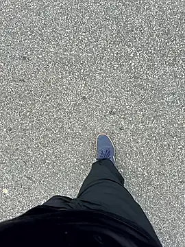 Snapshot of herinhos38 chatting on 12-15-25, 11:36 herinhos38 online show from 12-15-25, 11:36