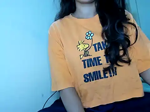 Queen-Bee143 online show from 02-25-26, 05:55