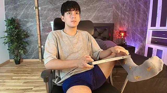 Axel Draven online show from 04-27-26, 12:25