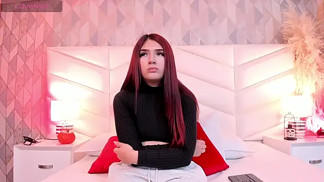 Charlotte hall  online show from 10-29-25, 03:42