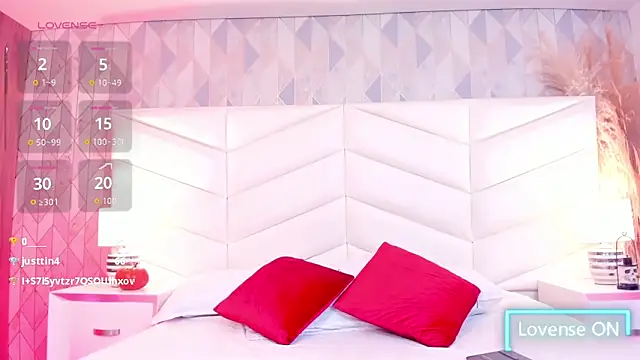 Charlotte hall  online show from 11-05-25, 03:39