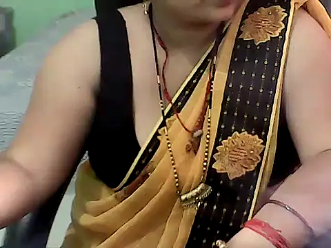 BABITA KUMARII online show from 04-23-26, 04:42