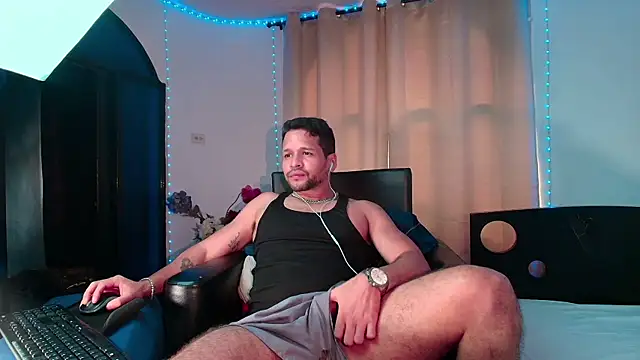 LucasGaeel online show from 02-19-26, 03:41