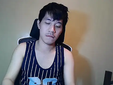 asian guy 69 online show from 11-24-25, 02:50