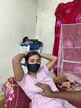 Snapshot of Love_Queen11 chatting on 11-03-25, 05:03 Love Queen11 online show from 11-03-25, 05:03