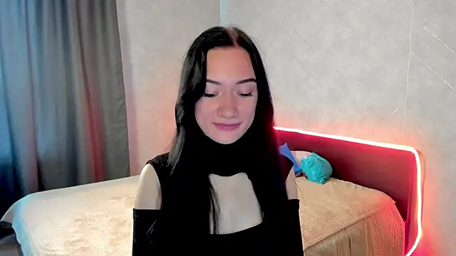 Snapshot of Arina_Meow19 chatting on 10-04-25, 04:54 Arina Meow19 online show from 10-04-25, 04:54