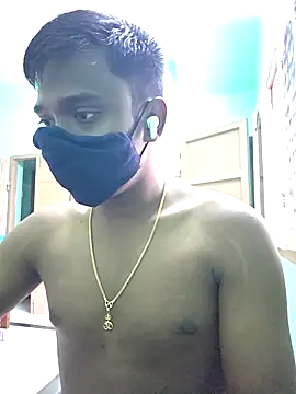 Snapshot of handsome_blg_tam chatting on 11-24-25, 05:18 handsome blg tam online show from 11-24-25, 05:18