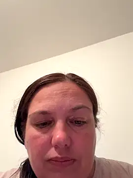 Snapshot of Eleanorxx chatting on 09-24-25, 08:12 Eleanorxx online show from 09-24-25, 08:12