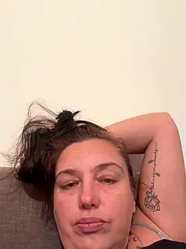 Snapshot of Eleanorxx chatting on 10-01-25, 08:04 Eleanorxx online show from 10-01-25, 08:04