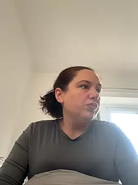 Snapshot of Eleanorxx chatting on 10-09-25, 08:34 Eleanorxx online show from 10-09-25, 08:34