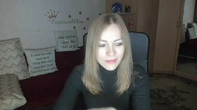 Tiffany Bates online show from 11-28-25, 03:53