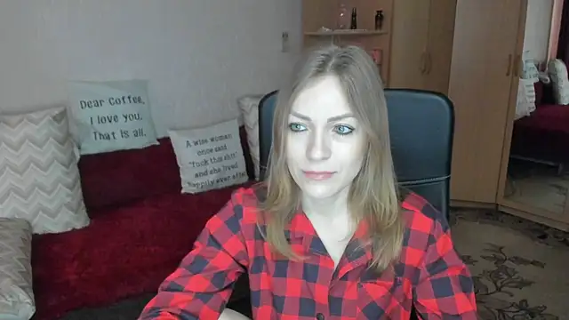 Tiffany Bates online show from 04-23-26, 09:08