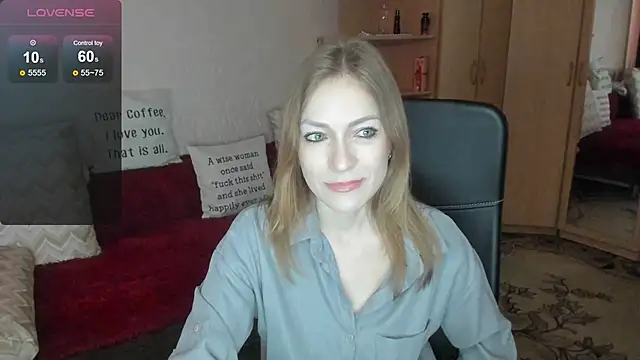 Snapshot of Tiffany_Bates chatting on 05-03-26, 09:04 Tiffany Bates online show from 05-03-26, 09:04