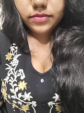 Snapshot of Miss_Rose__ chatting on 10-02-25, 04:47 Miss Rose   online show from 10-02-25, 04:47