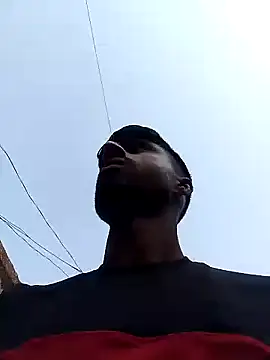 Snapshot of LesserUpset chatting on 11-09-25, 08:23 LesserUpset online show from 11-09-25, 08:23