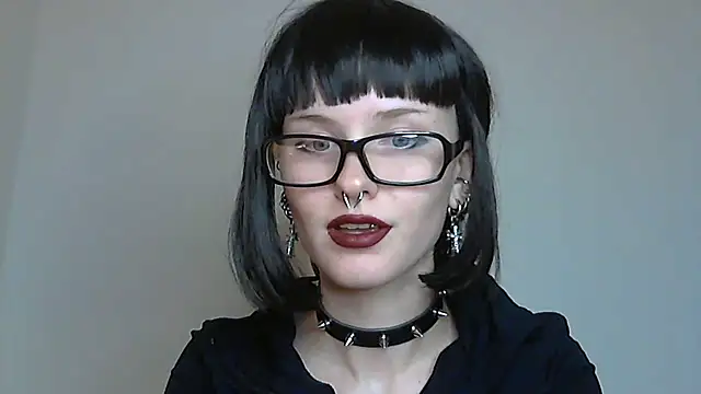 Paradoxy  online show from 10-26-25, 07:09