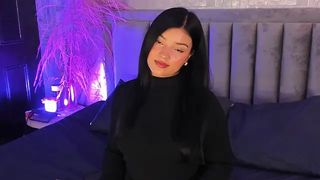 EmmaBlossom online show from 10-27-25, 07:07