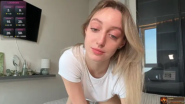 SophieBelll online show from 11-21-25, 11:42