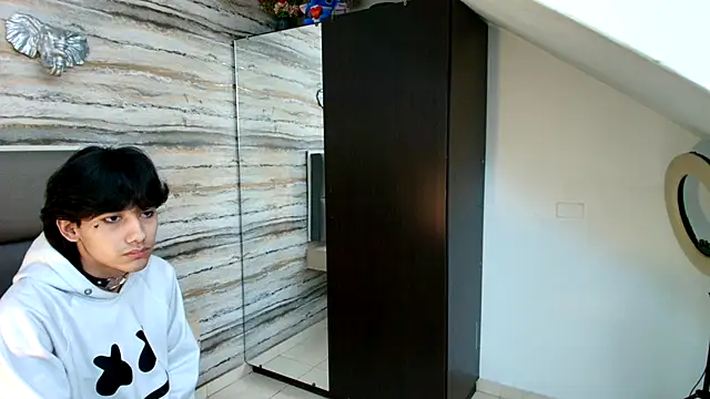 Lovers 21 online show from 11-25-25, 01:38