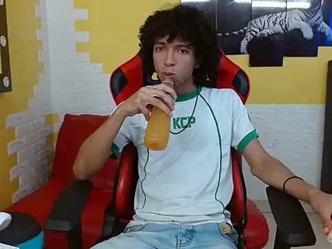 xion ez online show from 10-28-25, 08:00