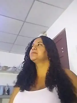 MEYBELLATINA online show from 03-02-26, 08:37