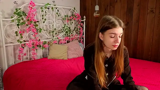 Snapshot of TawanaWalleck chatting on 10-01-25, 09:10 TawanaWalleck online show from 10-01-25, 09:10