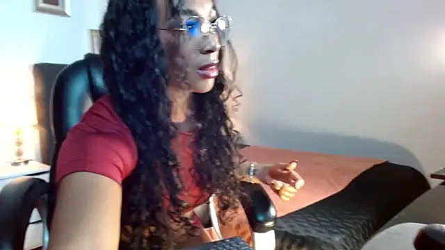 SashaBowei online show from 10-10-25, 01:15