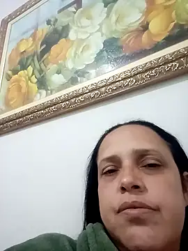 Snapshot of Crisribeiro chatting on 10-04-25, 12:52 Crisribeiro online show from 10-04-25, 12:52